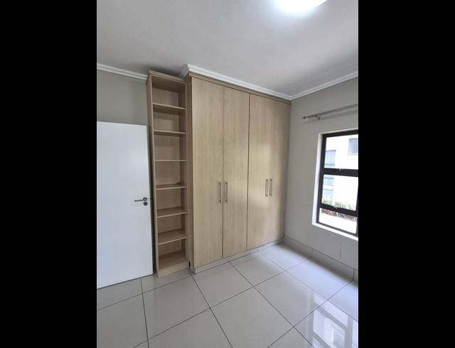 3 BEDROOM APARTMENT FOR SALE IN UMHLANGA RIDGE